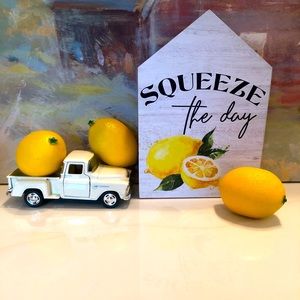 LEMONS/SUMMER HOME DECOR